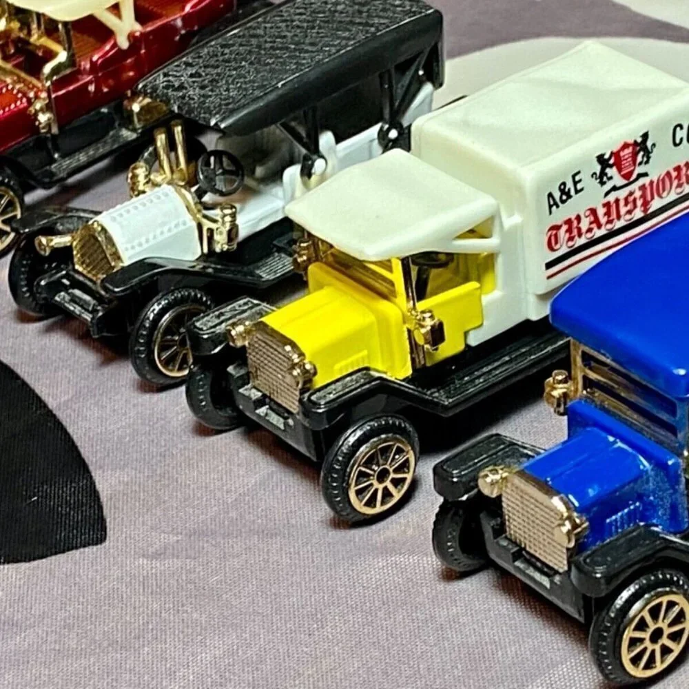 Die-cast‎ 1/64 Scale Collectible Model Toy Cars • Custom Lot Of 9 • EUC